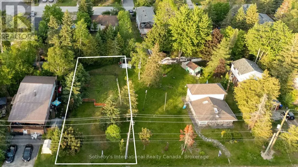 11 62nd Street S, Wasaga Beach